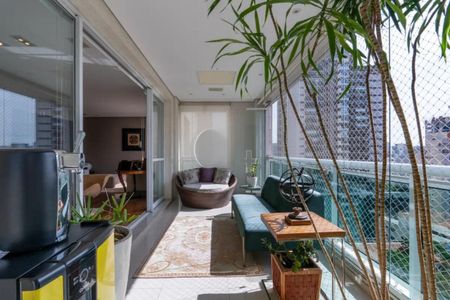 Apartamento para alugar com 300m², 5 quartos e 5 vagas