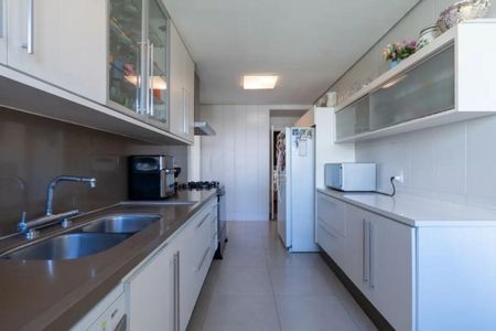 Apartamento para alugar com 300m², 5 quartos e 5 vagas