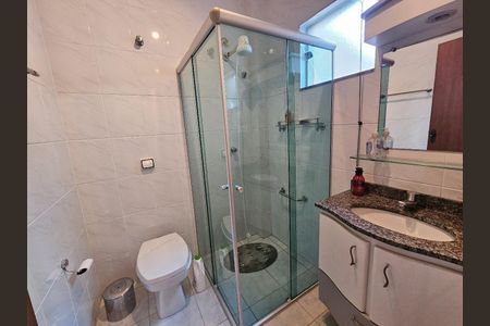 Apartamento à venda com 99m², 3 quartos e 2 vagasBanheiro 