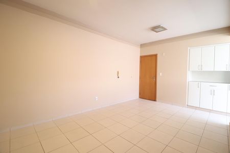 Apartamento para alugar com 70m², 3 quartos e 2 vagasSala