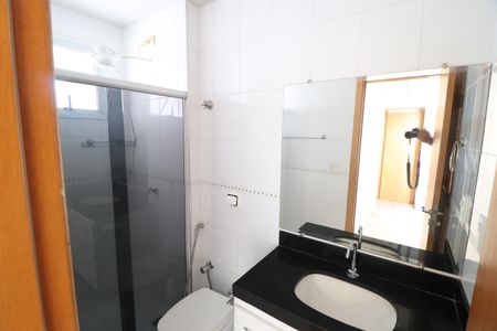 Apartamento para alugar com 70m², 3 quartos e 2 vagasBanheiro do Quarto 3