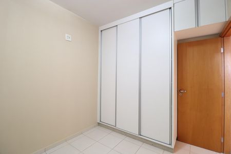 Apartamento para alugar com 70m², 3 quartos e 2 vagasQuarto 2