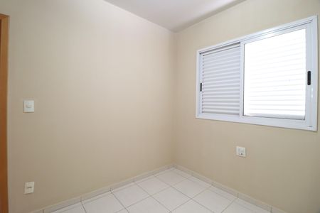 Apartamento para alugar com 70m², 3 quartos e 2 vagasQuarto 2