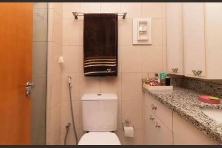 Apartamento à venda com 86m², 3 quartos e 2 vagasBanheiro 