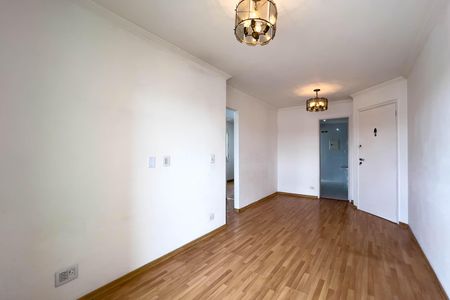 Apartamento à venda com 57m², 2 quartos e sem vaga Apartamento à venda com 57m², 2 quartos e sem vagaSala
