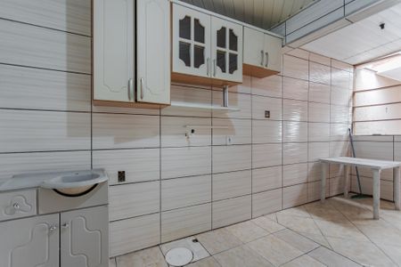 Casa à venda com 60m², 3 quartos e 1 vagaCozinha e Área de Serviço