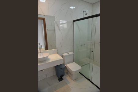 Casa à venda com 462m², 5 quartos e 4 vagas Casa à venda com 462m², 5 quartos e 4 vagasBanheiro