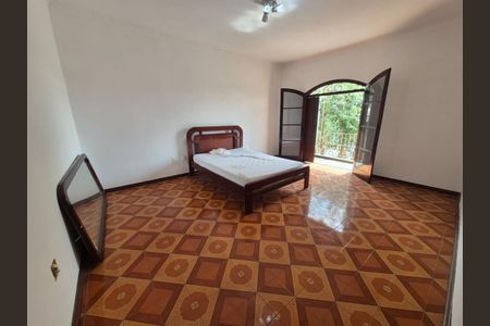 Casa à venda com 319m², 3 quartos e 5 vagas Casa à venda com 319m², 3 quartos e 5 vagasFoto 11