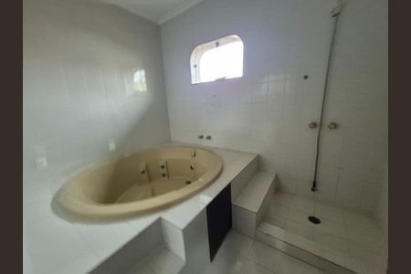 Casa à venda com 319m², 3 quartos e 5 vagas Casa à venda com 319m², 3 quartos e 5 vagasFoto 29