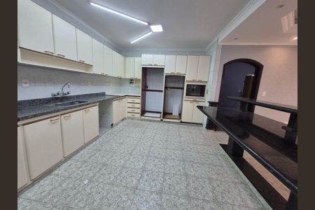 Casa à venda com 319m², 3 quartos e 5 vagas Casa à venda com 319m², 3 quartos e 5 vagasFoto 07