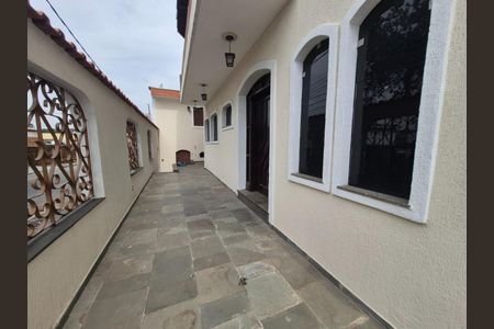 Casa à venda com 319m², 3 quartos e 5 vagas Casa à venda com 319m², 3 quartos e 5 vagasFoto 38