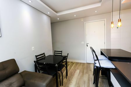 sala  de apartamento para alugar com 2 quartos, 47m² em Jardim Helga, São Paulo