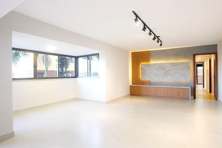 Sala de apartamento à venda com 3 quartos, 232m² em Jardim Botânico, Porto Alegre