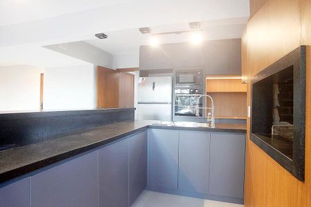 Apartamento à venda com 232m², 3 quartos e 2 vagasChurrasqueira
