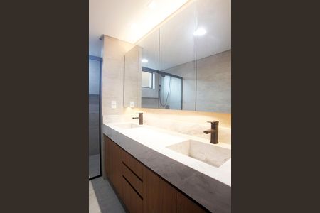 Apartamento à venda com 232m², 3 quartos e 2 vagasBanheiro 1 Quarto Suíte