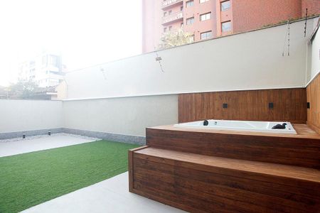 Apartamento à venda com 232m², 3 quartos e 2 vagasPátio