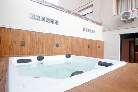 Apartamento à venda com 232m², 3 quartos e 2 vagasPátio