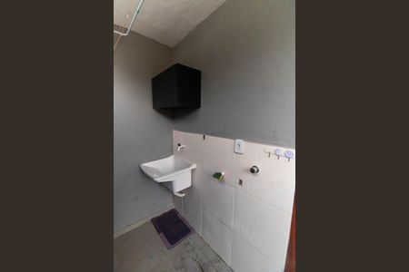 Casa para alugar com 70m², 2 quartos e 1 vaga Casa para alugar com 70m², 2 quartos e 1 vagaÁrea de Serviço