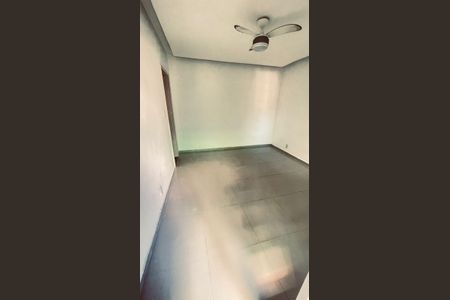 Apartamento para alugar com 132m², 3 quartos e sem vaga Apartamento para alugar com 132m², 3 quartos e sem vagaQuarto