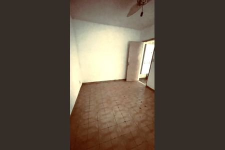 Apartamento para alugar com 132m², 3 quartos e sem vaga Apartamento para alugar com 132m², 3 quartos e sem vagaQuarto