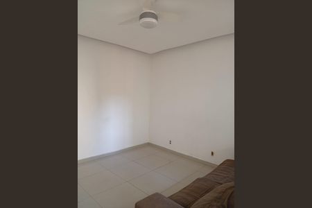 Apartamento para alugar com 132m², 3 quartos e sem vaga Apartamento para alugar com 132m², 3 quartos e sem vagaQuarto