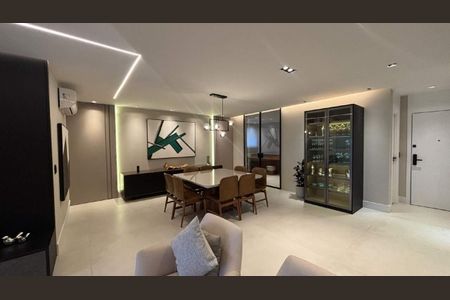 Apartamento à venda com 3 quartos, 197m² em Barra da Tijuca, Rio de Janeiro