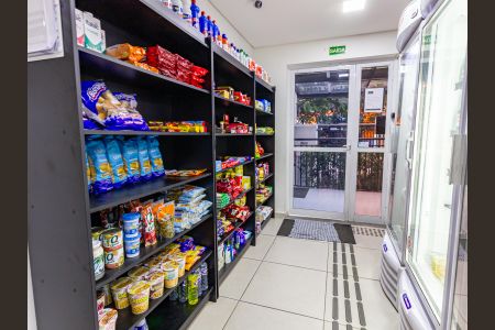 Apartamento para alugar com 28m², 1 quarto e sem vaga Apartamento para alugar com 28m², 1 quarto e sem vagaÁrea comum - Mercadinho