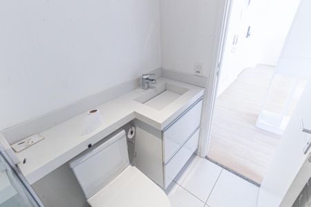 Apartamento para alugar com 28m², 1 quarto e sem vaga Apartamento para alugar com 28m², 1 quarto e sem vagaBanheiro