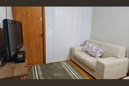 Sala de apartamento para alugar com 2 quartos, 65m² em Passo d’Areia, Porto Alegre