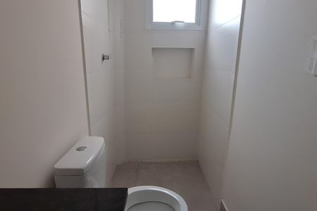 Apartamento à venda com 56m², 2 quartos e 2 vagas Apartamento à venda com 56m², 2 quartos e 2 vagasBanheiro da Suíte