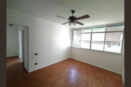 Apartamento à venda com 75m², 2 quartos e 1 vaga