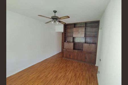 Apartamento à venda com 75m², 2 quartos e 1 vaga