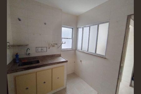 Apartamento à venda com 75m², 2 quartos e 1 vaga