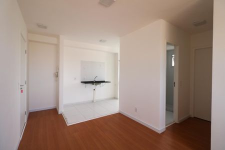 Apartamento à venda com 41m², 2 quartos e 1 vaga Apartamento à venda com 41m², 2 quartos e 1 vagaSala