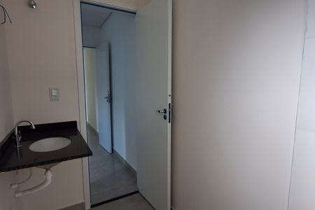 Apartamento à venda com 57m², 2 quartos e 1 vaga Apartamento à venda com 57m², 2 quartos e 1 vagaBanheiro da Suíte