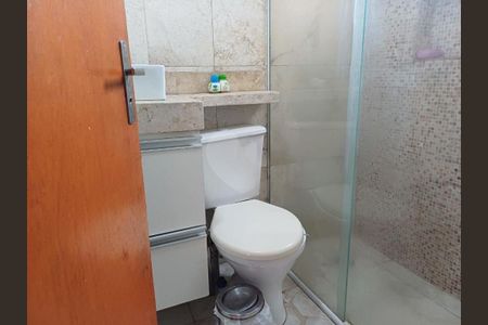 Casa à venda com 67m², 2 quartos e 2 vagas