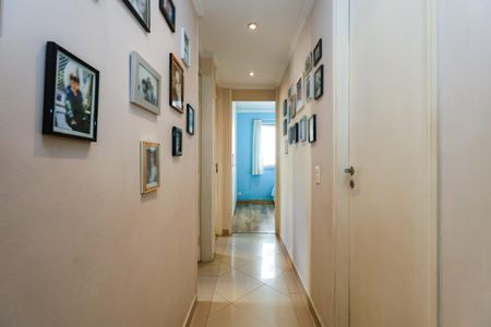 Apartamento para alugar com 75m², 3 quartos e 2 vagas Apartamento para alugar com 75m², 3 quartos e 2 vagasCorredor