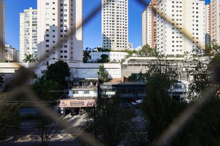 Apartamento para alugar com 75m², 3 quartos e 2 vagas Apartamento para alugar com 75m², 3 quartos e 2 vagasVista do Quarto 2