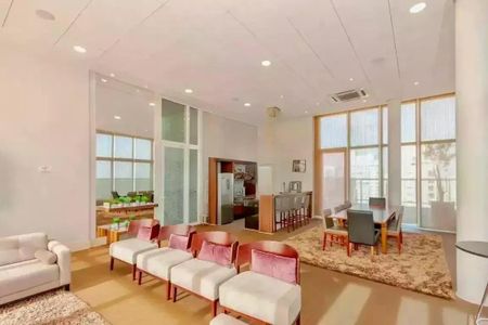 Apartamento à venda com 72m², 1 quarto e 2 vagas