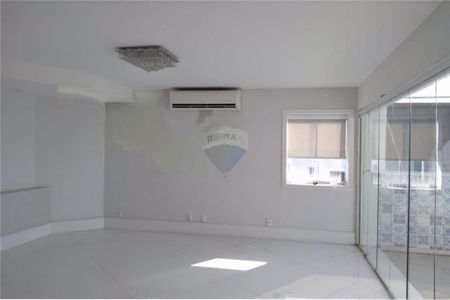 Apartamento para alugar com 3 quartos, 250m² em Vila Nova Conceição, São Paulo