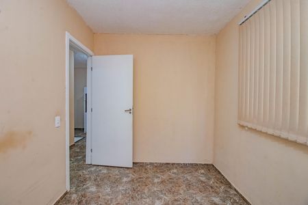 Quarto 2 de apartamento para alugar com 2 quartos, 55m² em Rubem Berta, Porto Alegre
