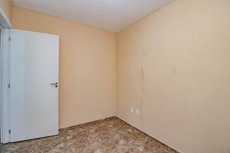 Quarto 1 de apartamento para alugar com 2 quartos, 55m² em Rubem Berta, Porto Alegre