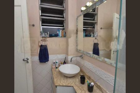 Apartamento à venda com 64m², 2 quartos e sem vaga