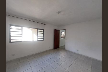 Casa para alugar com 60m², 1 quarto e sem vaga Casa para alugar com 60m², 1 quarto e sem vagaSala