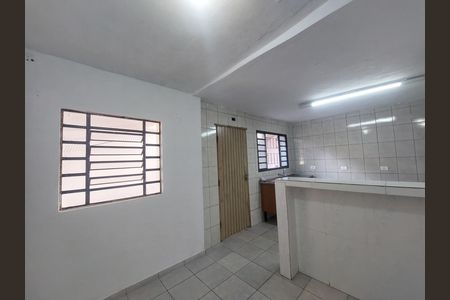 Casa para alugar com 1 quarto, 60m² em Jardim das Imbuias, São Paulo