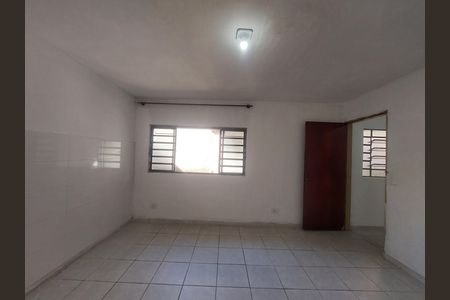 Sala de casa para alugar com 1 quarto, 60m² em Jardim das Imbuias, São Paulo