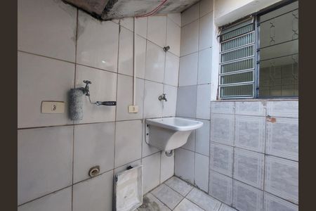 Área de Serviço de casa para alugar com 1 quarto, 60m² em Jardim das Imbuias, São Paulo