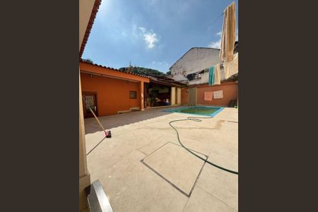 Casa à venda com 152m², 4 quartos e 1 vaga