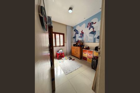 Casa à venda com 4 quartos, 152m² em Fátima, Niterói