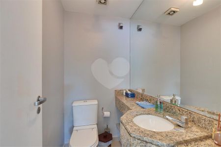 Apartamento à venda com 185m², 3 quartos e 3 vagas